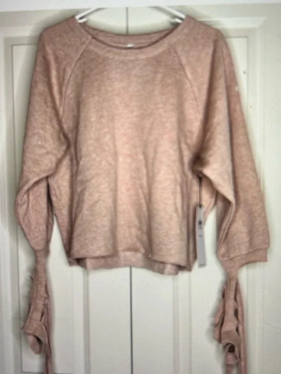 ALO blush sweater - Picture 2 of 2